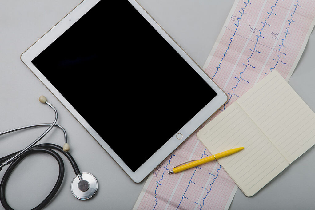 Virtua Computers deploying iPad and iPhone for veterinary technicians.