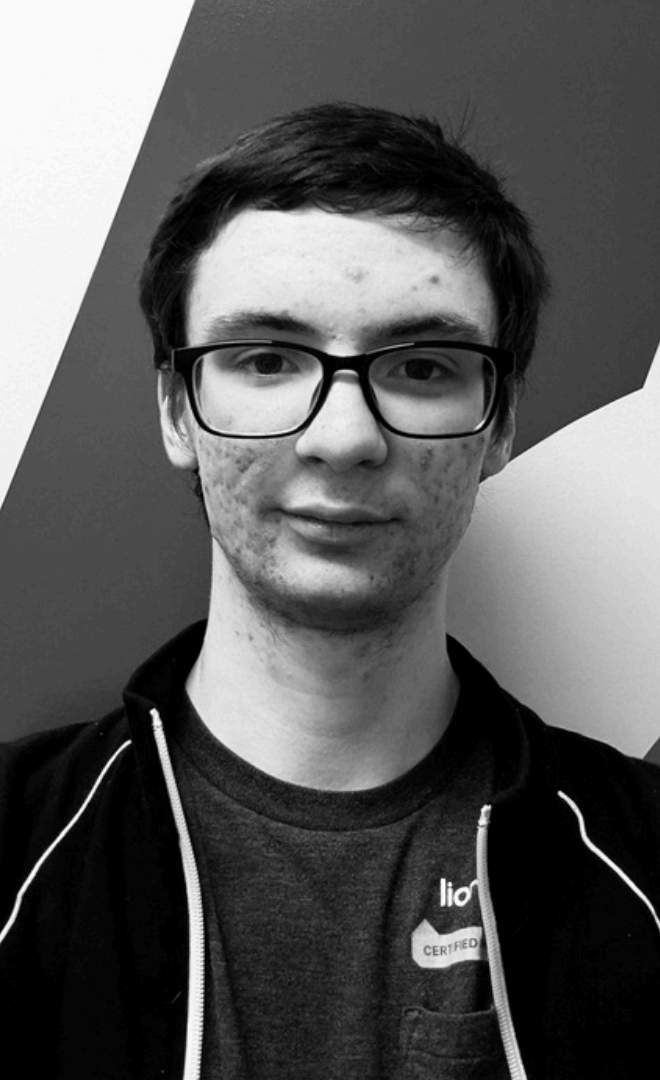 Vincent Brechmacher, technician at Virtua Computers | apple premium technical partner | apple consultant | New York City | Columbia, Missouri